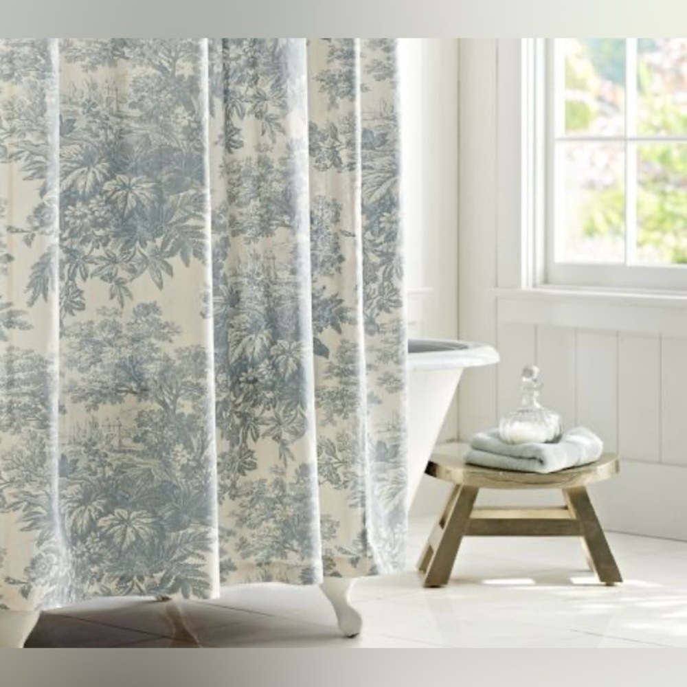 Pottery Barn MATINE TOILE Shower Curtain PORCELAIN BLUE FRENCH LIGHT GREEN